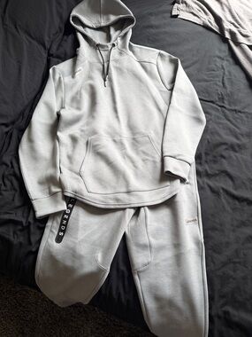 Legends Hawthorne tech Gray Hoodie & Jogger Set with 'LEGENDS' Detailing
